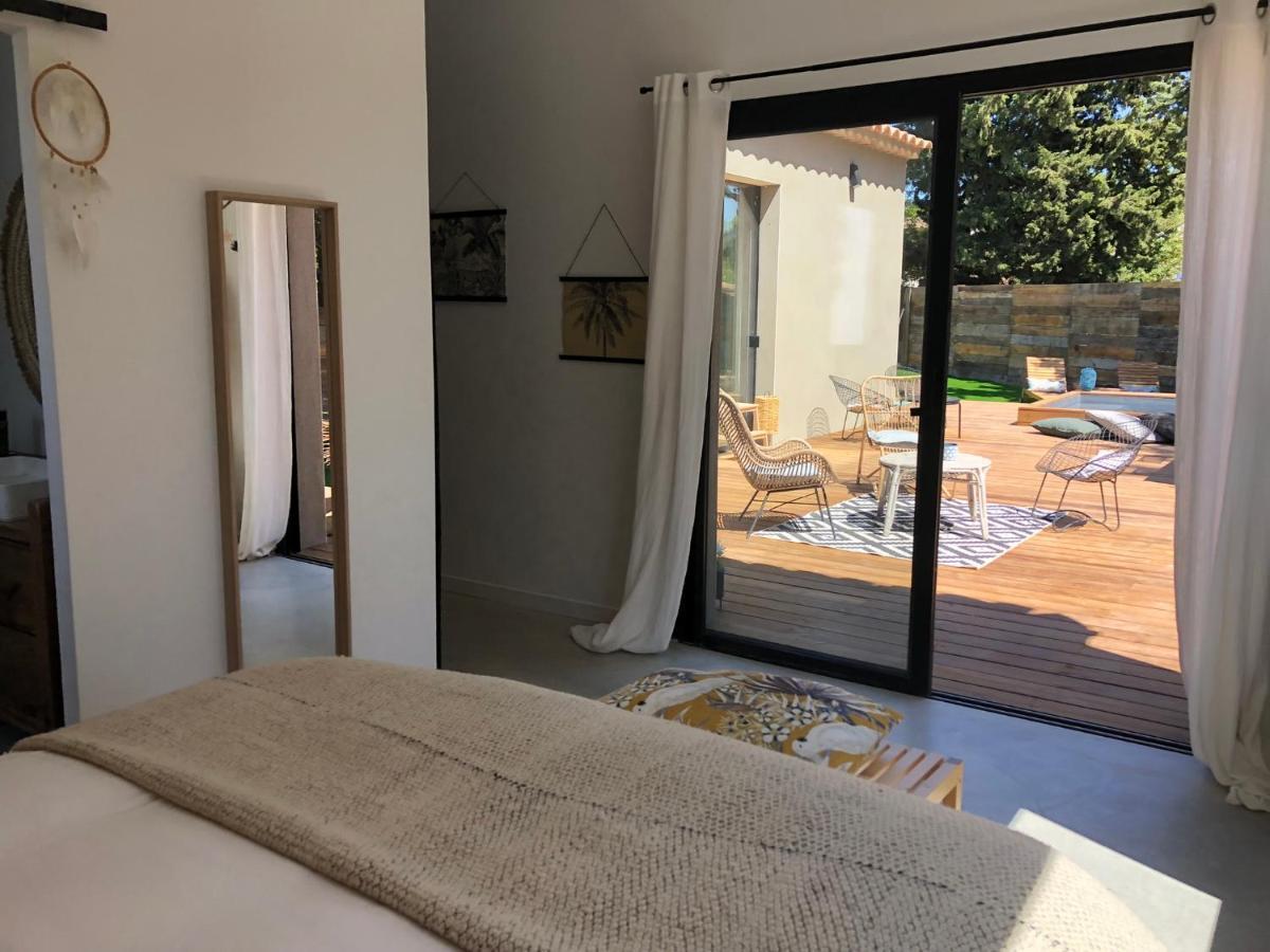 Villa Romane Saint-Cannat Exteriér fotografie